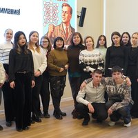 Кликай.Пиши.Проверяй: лаборатория «Арт-перо» учит работать с контентом в эпоху ИИ