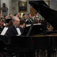 Премьера памятного видеоклипа на песню «Нежность» состоялась в преддверии Дня Героев Отечества