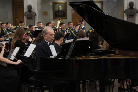 Премьера памятного видеоклипа на песню «Нежность» состоялась в преддверии Дня Героев Отечества