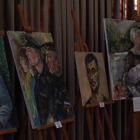В СевТЮЗе с 19 июля по 30 августа проходит уникальная выставка «Ваши сердца бьются в нашей груди».