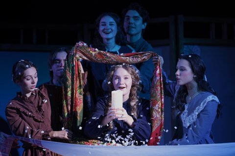 Свет мой, зеркальце, скажи… Как Пушкин и скоморохи сказку рассказывали.