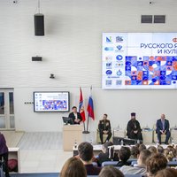 Слово — сила, культура — единство: директор СевТЮЗа о миссии театра на Форуме русского языка и культуры