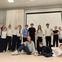 Артистка СевТЮЗа Людмила Костелова провела мастер-класс для школьников
