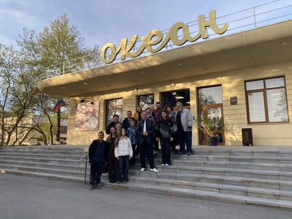 В Севастопольском театре юного зрителя состоялась творческая встреча с Владимиром Соловьёвым