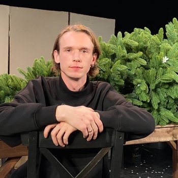 Севастопольский ТЮЗ приглашает на премьеру «Сказки о мёртвой царевне и о семи богатырях»