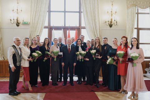 Артисты СевТЮЗа — в числе первых награждённых в новый профессиональный праздник