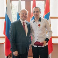 Поздравляем с высокой наградой!