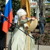 Императрица сошла с пьедестала: артисты СевТЮЗа воссоздали эпоху Екатерины II в День подписания манифеста 1783 года