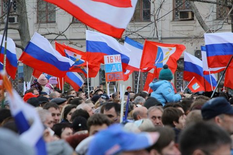 Артисты театра приняли участие в городском праздничном концерте,  посвященном 10-летию возвращения Севастополя в Россию