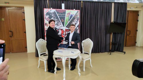 Театр юного зрителя подписал соглашение о сотрудничестве с партией «Единая Россия»